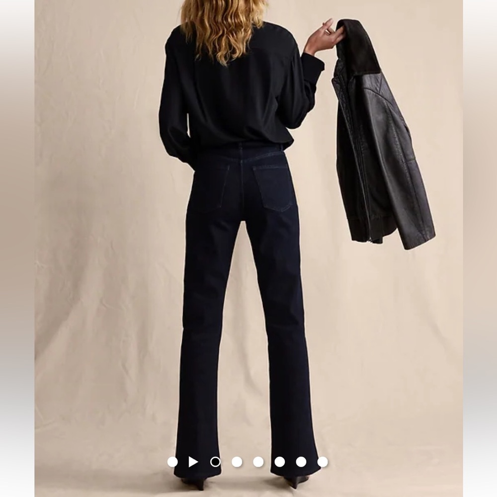 BOOTCUT HIGH RISE JEAN NWT Color Indigo Rinse Wash